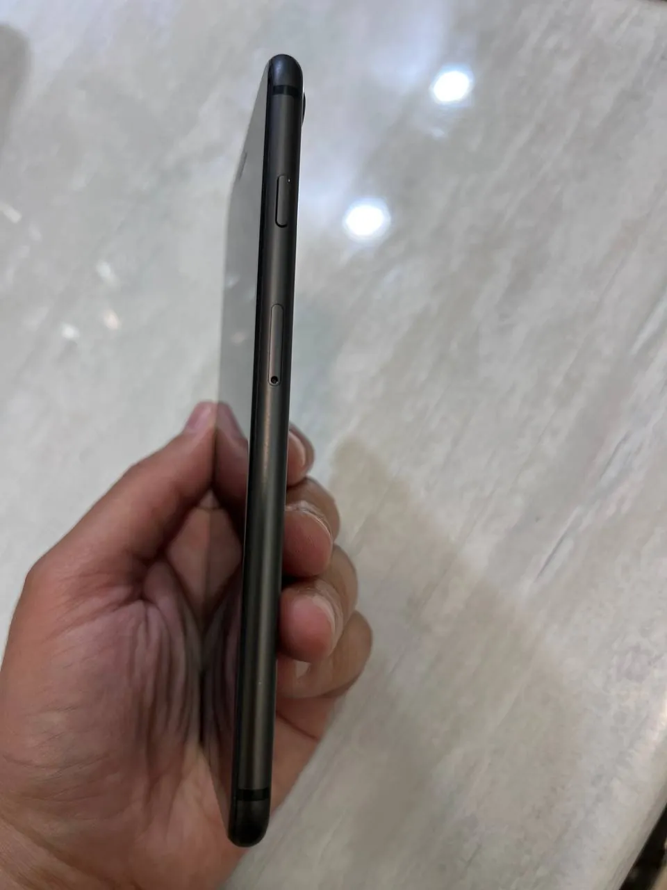 IPhone 8 Plus на 256 ГБ, батарея 73% 5