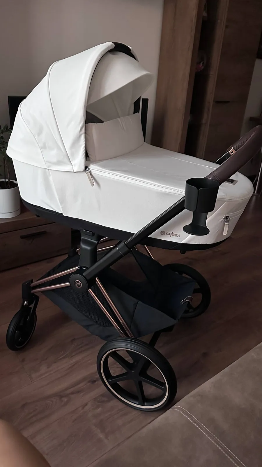 Коляска Cybex Priam 4, 2 в 1, роуз-голд 1