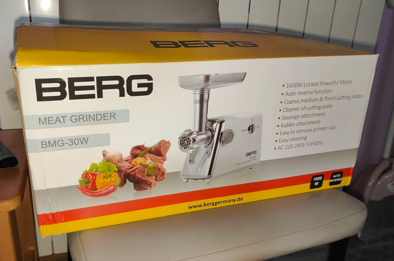 Электромясорубка Berg BMG-30W 1600 Вт 6