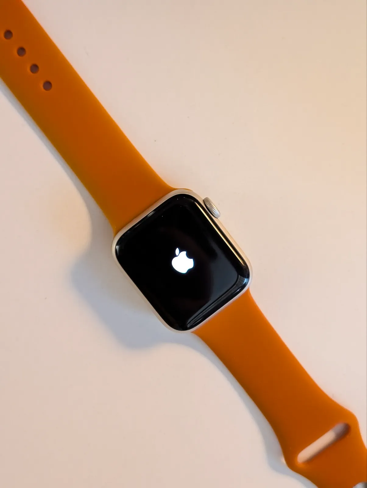 Смарт-часы Apple Watch SE 2 поколения 2
