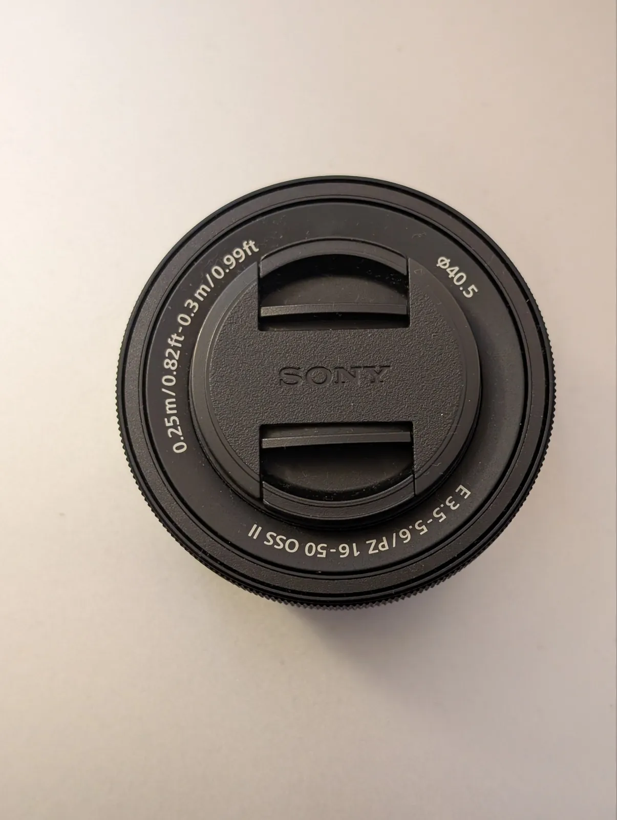 Объектив Sony E PZ 16-50mm для беззеркальных камер 2