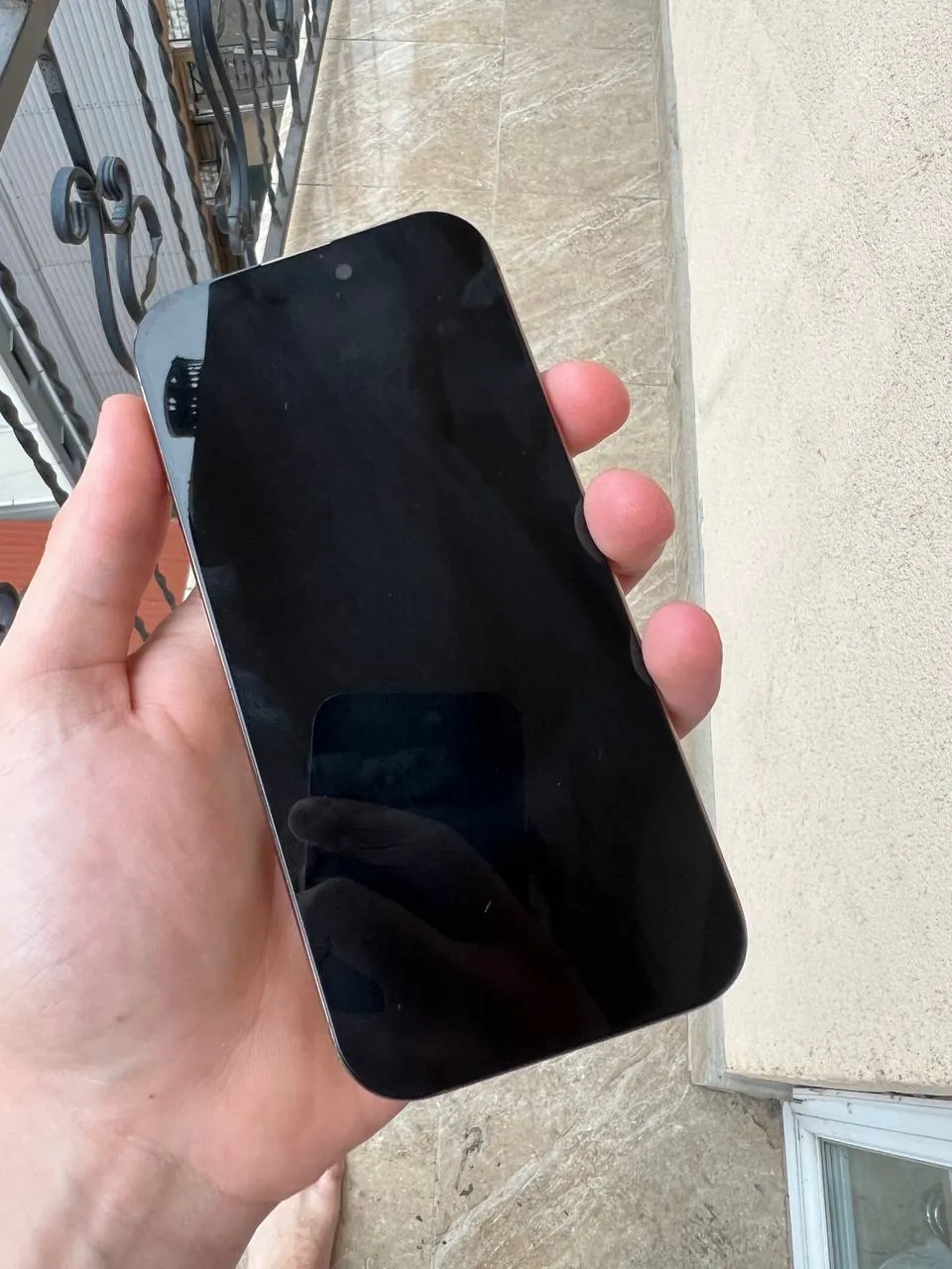 iPhone 16 Pro 93% аккумулятор 4