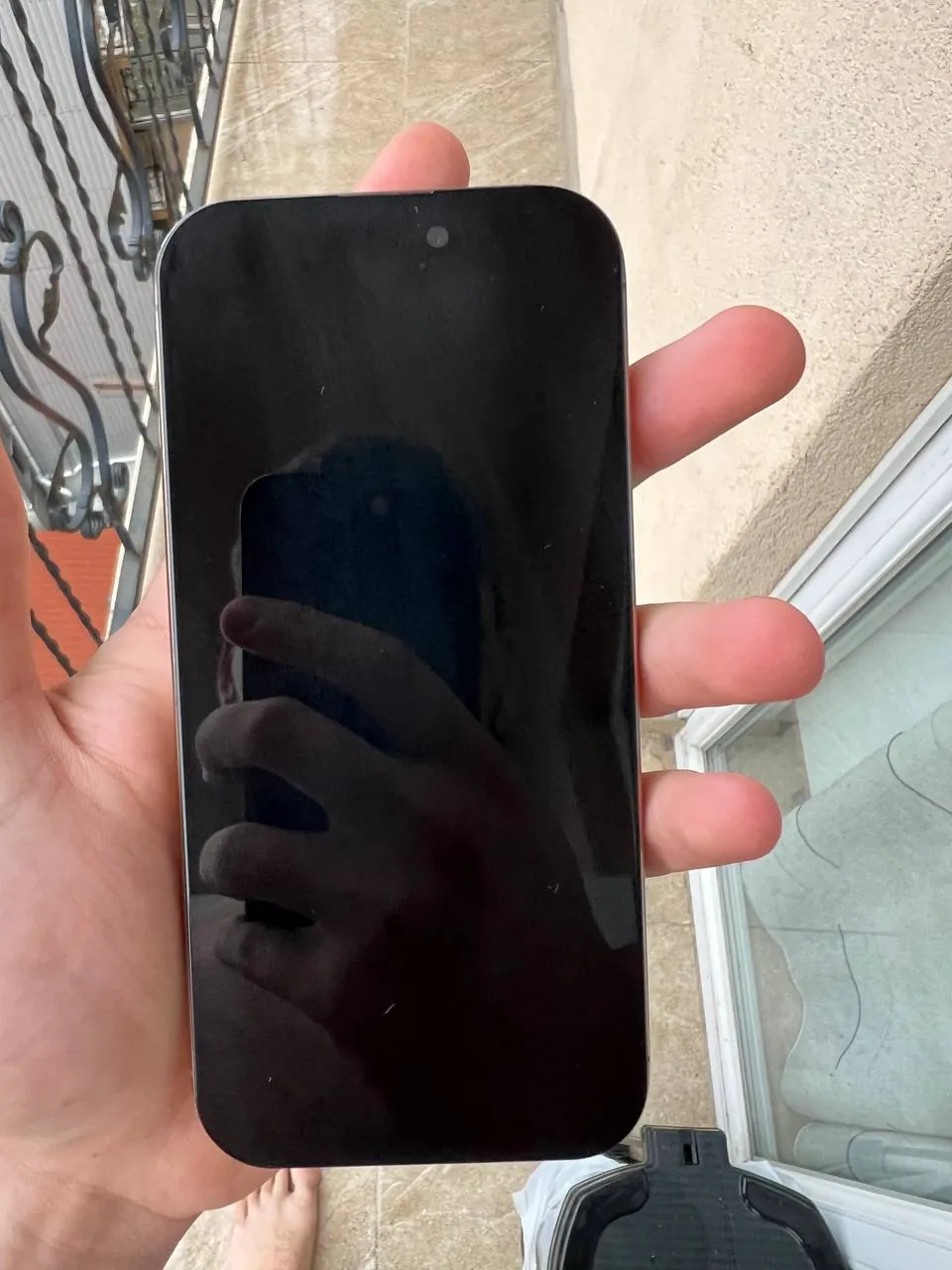 iPhone 16 Pro 93% аккумулятор 7