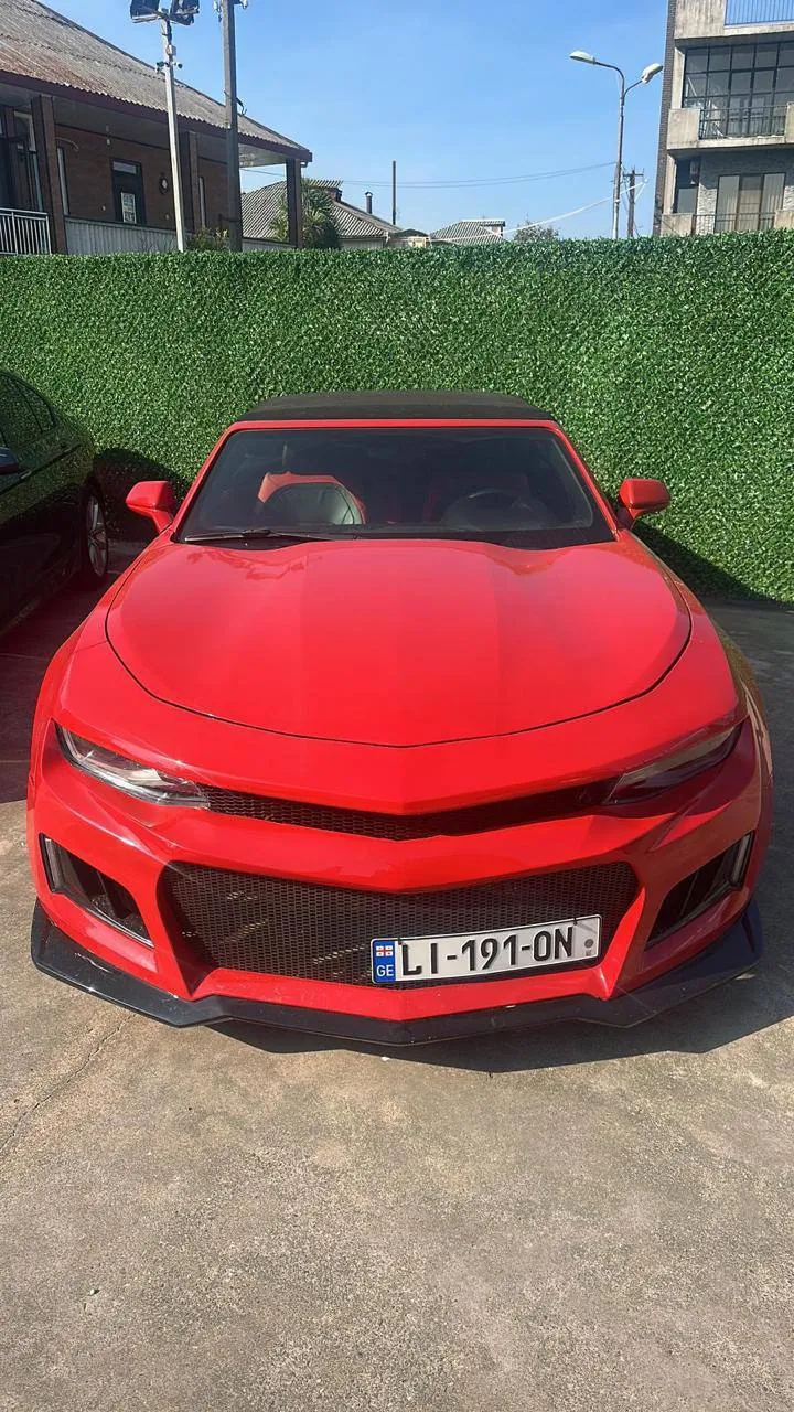 Chevrolet Camaro 2018 года выпуска в Батуми 1