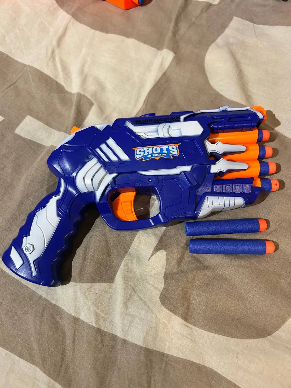 Набор игрушечных пистолетов X-shot и Nerf 2