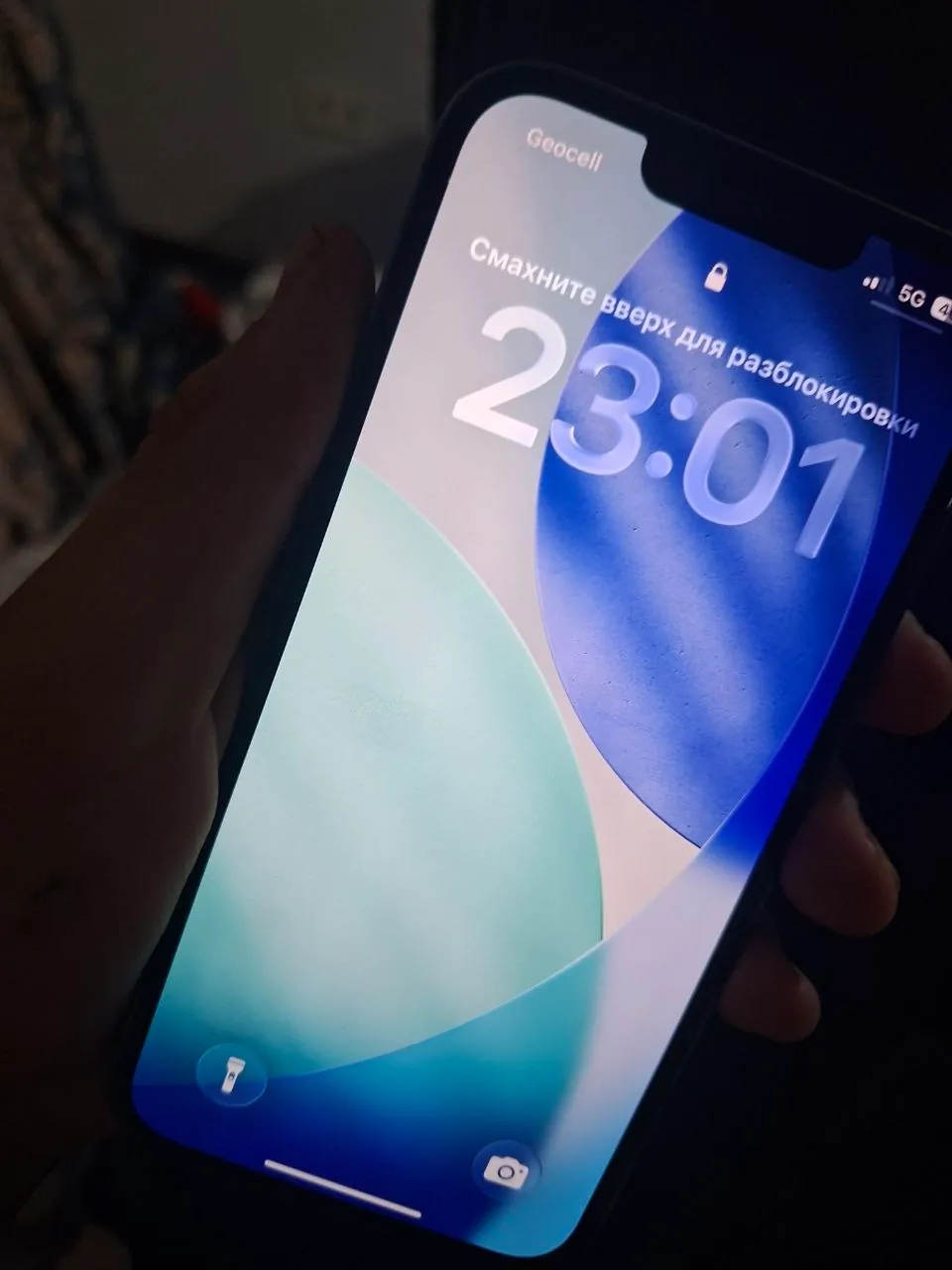 IPhone 13 Pro 256 ГБ с небольшой трещиной 2