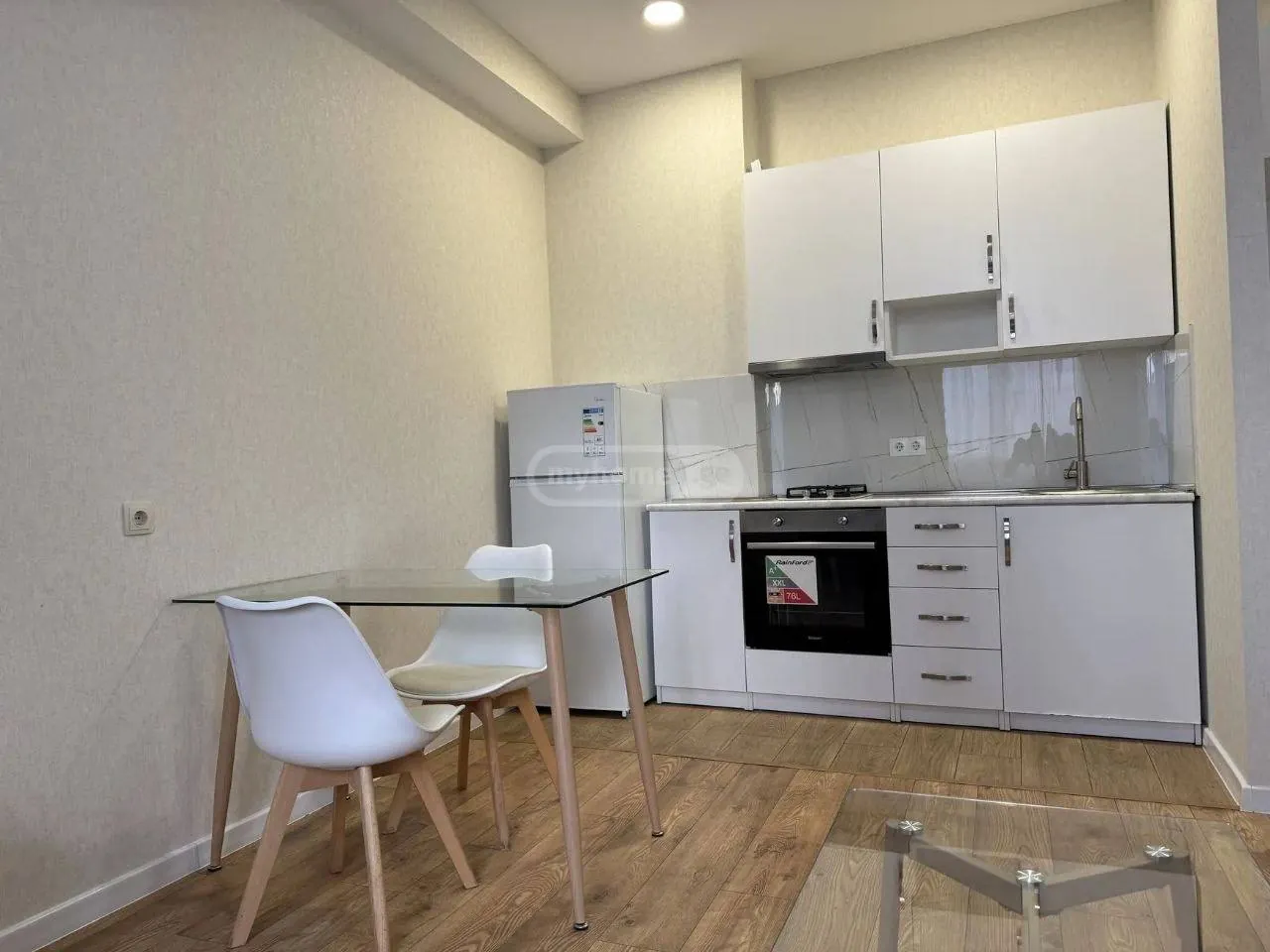 Квартира 55 м² с ремонтом в Дигомском массиве 1
