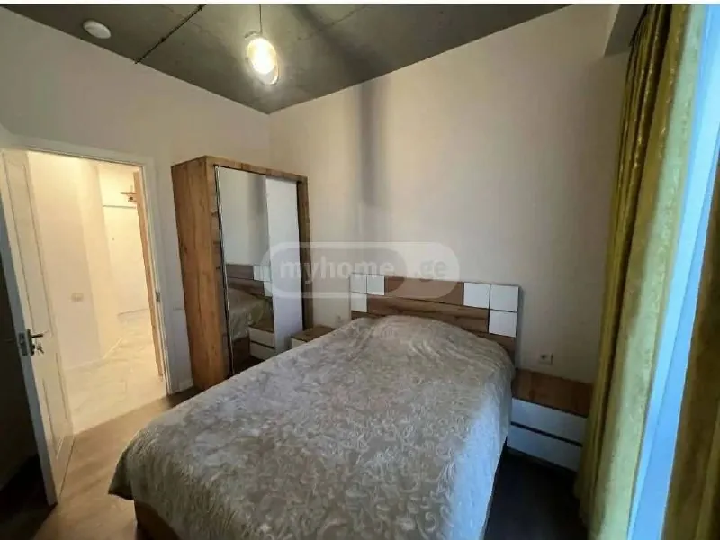 Квартира 60 м² у метро в Глдани 1