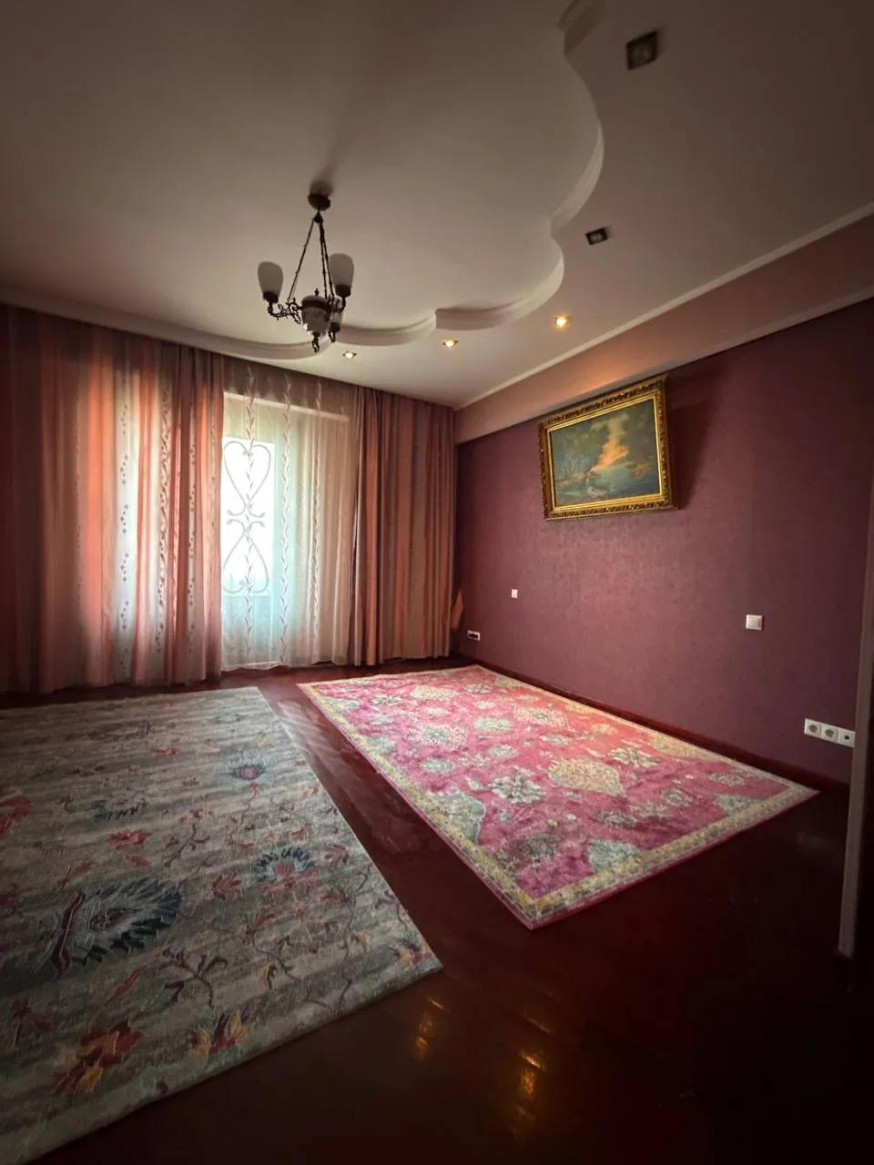 Квартира 180 м² с 2 спальнями в Сабуртало 5
