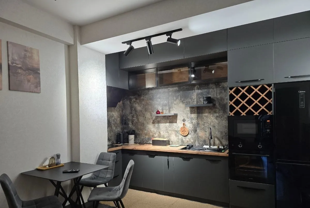 Трёхкомнатная квартира 68 м² в Дидубе 3