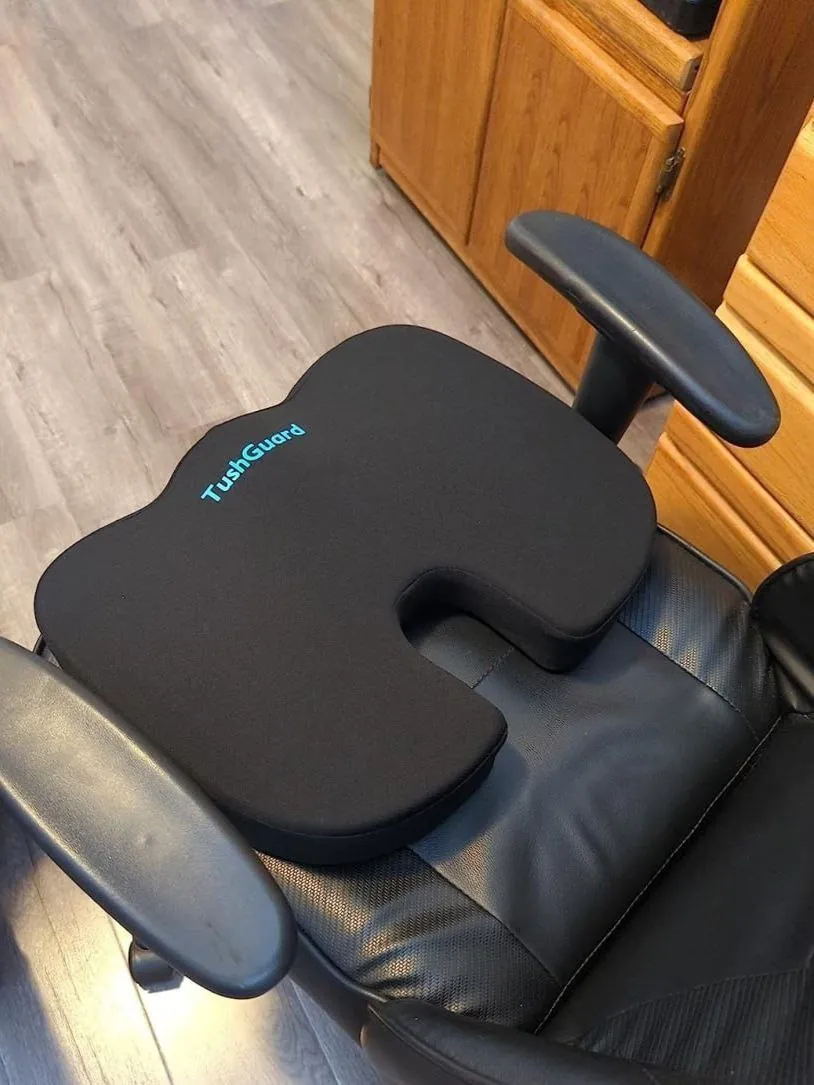 Ортопедическая подушка TushGuard на стул 2