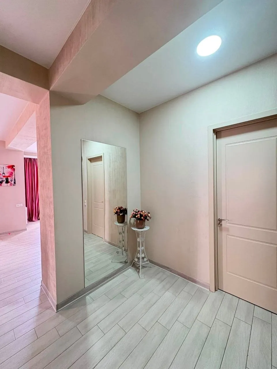 Квартира 85 м² с парковкой на Адлиа 6