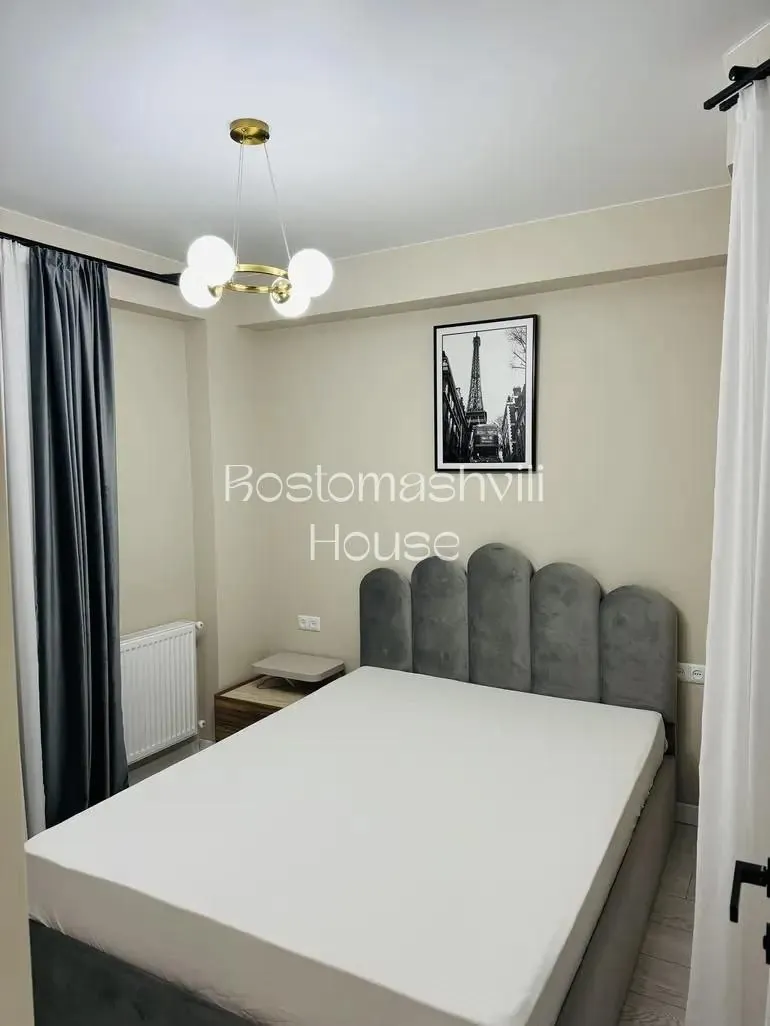 Квартира 90 м² с 4 комнатами в Исани 8