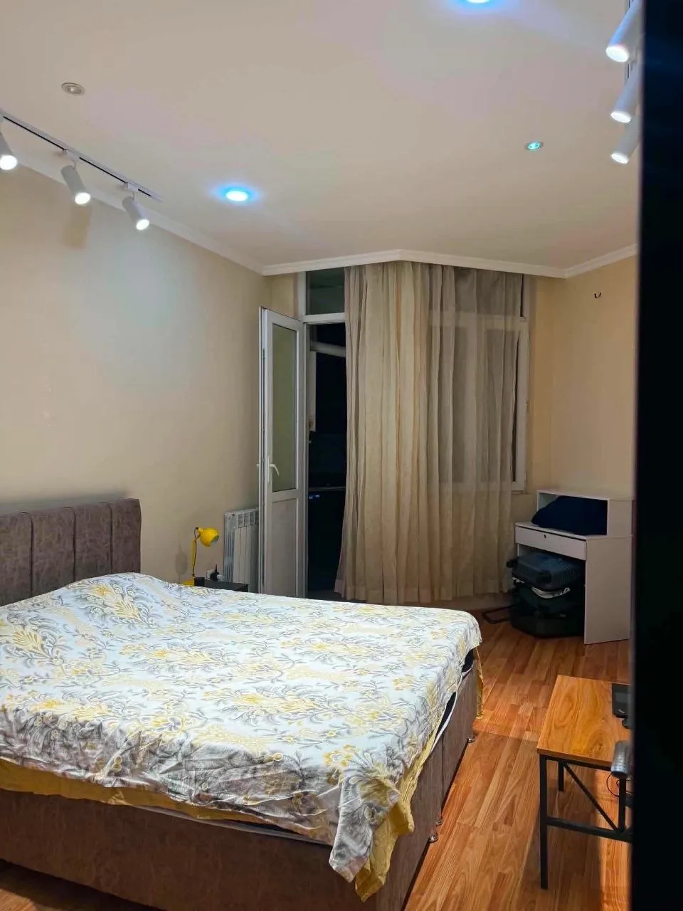 Квартира 65 м² на Горгиладзе 98 в Батуми 5