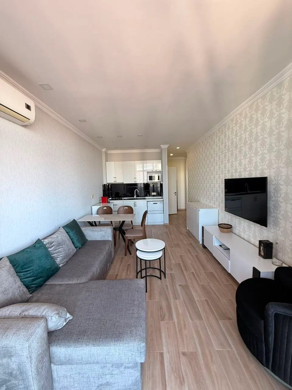 Квартира 58 м² на Пиросмани в Батуми 3