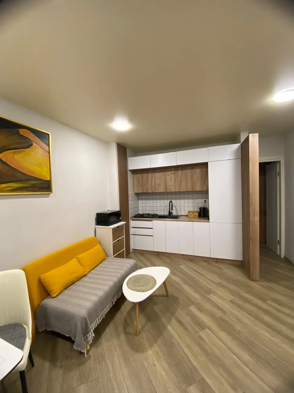Квартира 50 м² с ремонтом на Ахвледиани 7