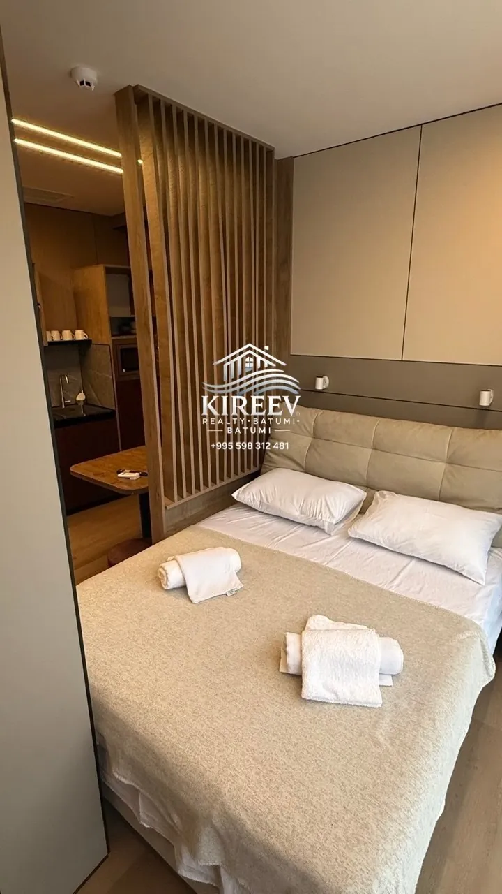 Студия 30 м² с террасой на Лермонтова 6