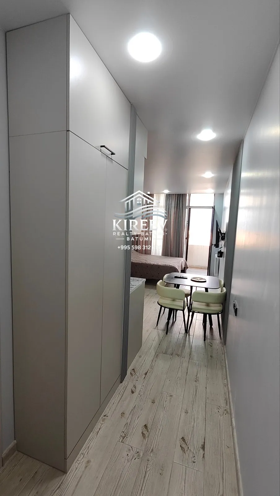 Студия 32 м² с кондиционером на Шартава 10