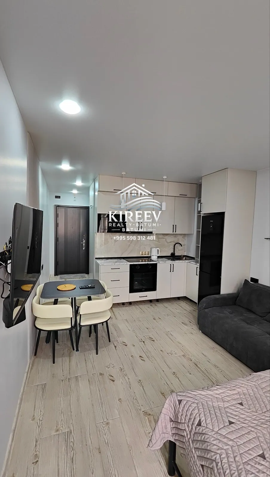 Студия 32 м² с кондиционером на Шартава 4