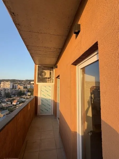 Квартира 70 м² с балконом в Надзаладеви 7