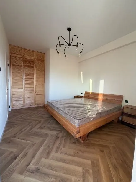 Квартира 70 м² с балконом в Надзаладеви 4