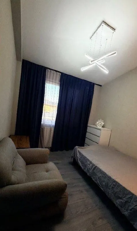 Квартира 70 м² с 1 спальней в Самгори 3