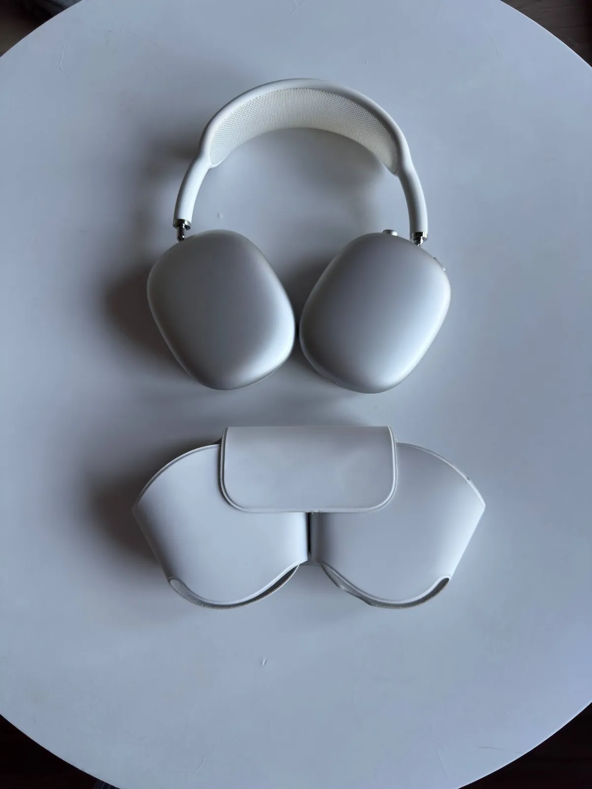 Наушники Apple AirPods Max серебристые 1