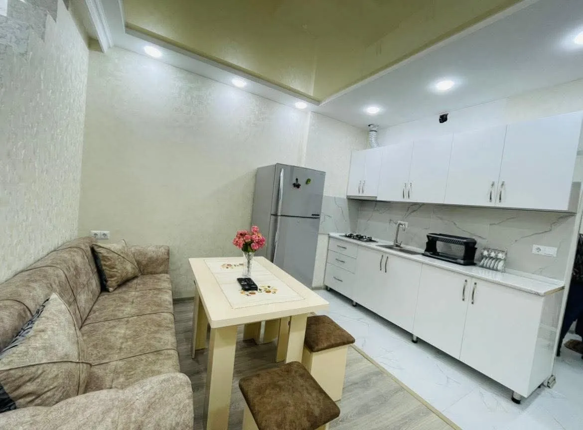 Студия 35 м² у стадиона в Батуми 2