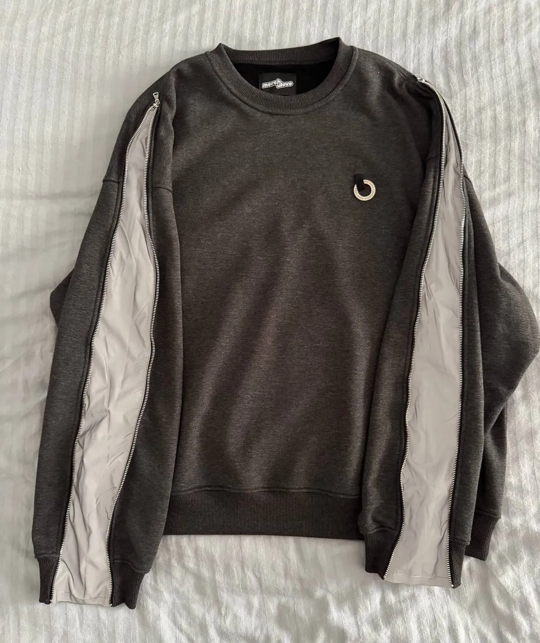 Куртка Adidas и лонгслив мужские 2