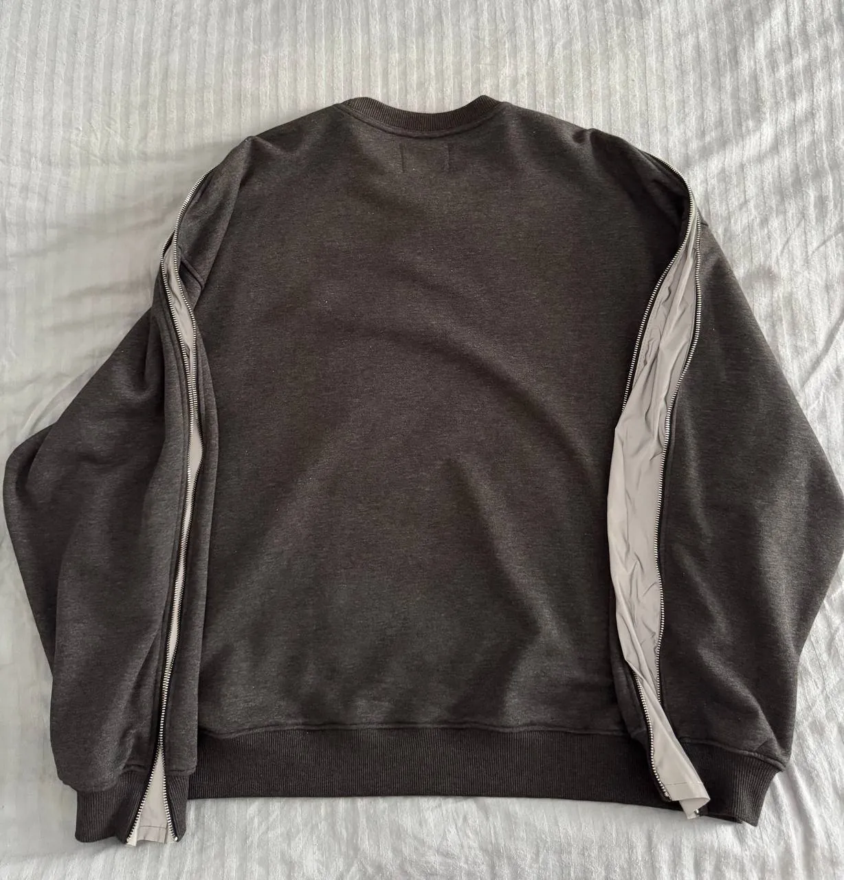 Куртка Adidas и лонгслив мужские 3