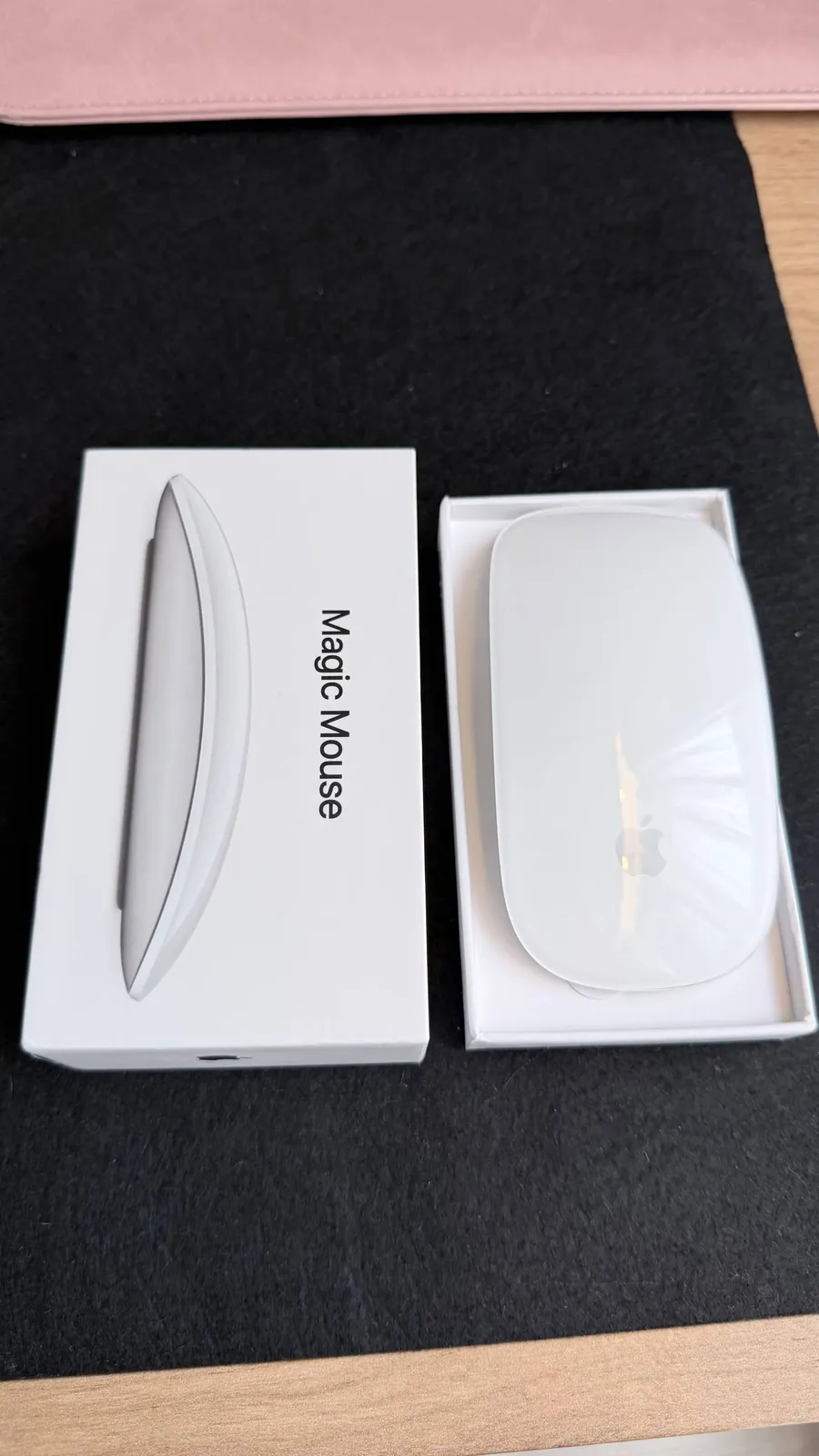 Apple Magic Mouse 2 в упаковке 2