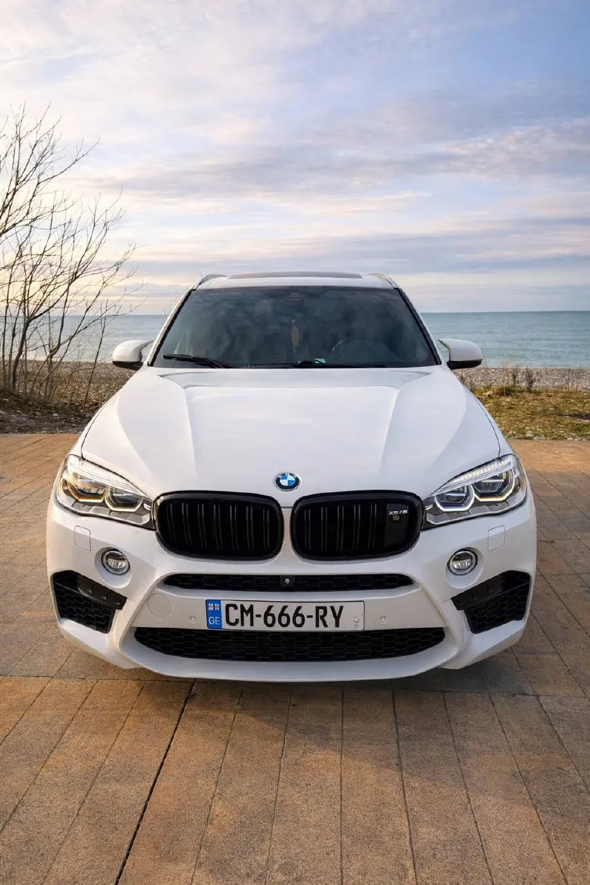 BMW X5 M F85 2017 года выпуска 2