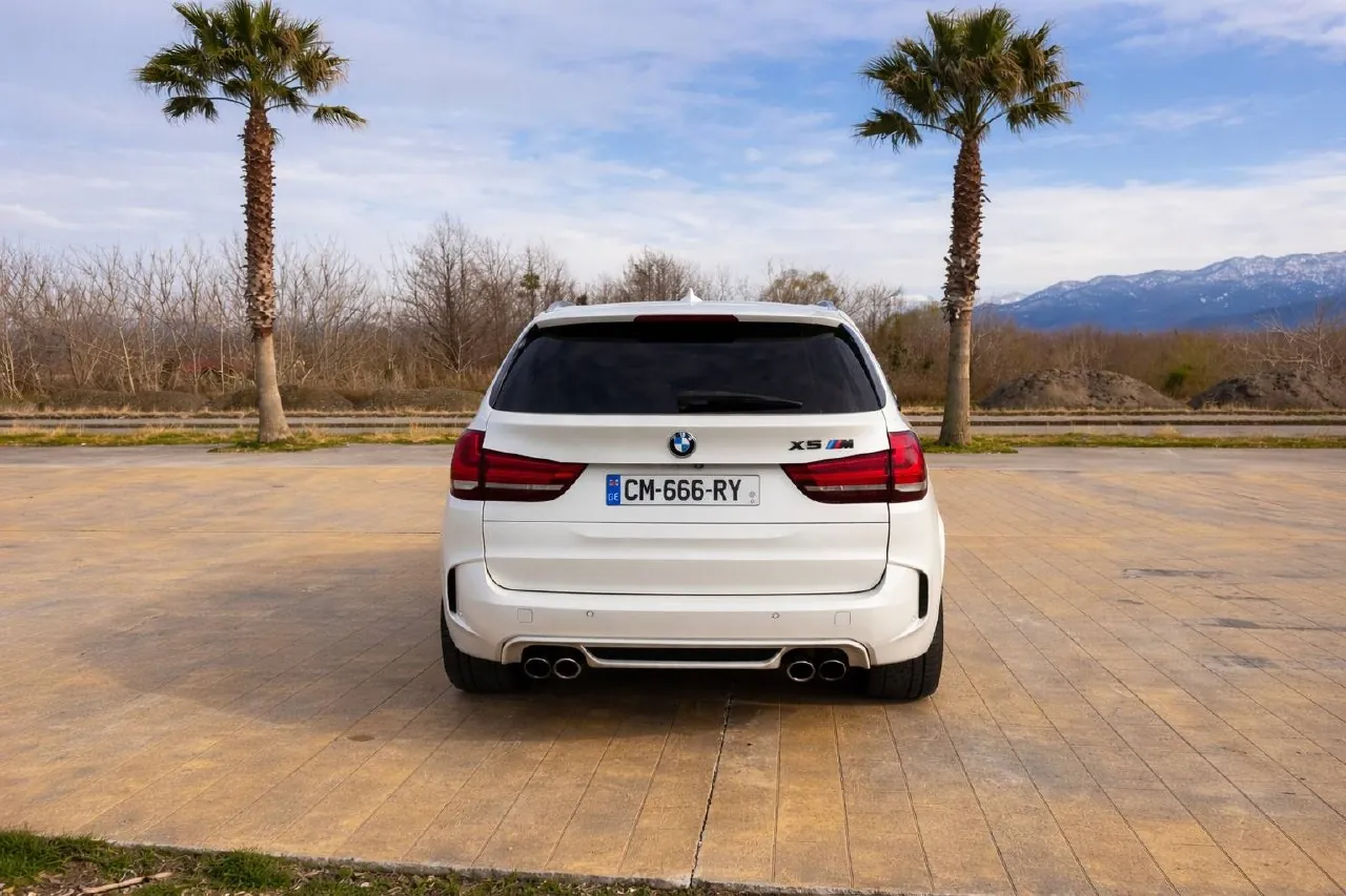 BMW X5 M F85 2017 года выпуска 3