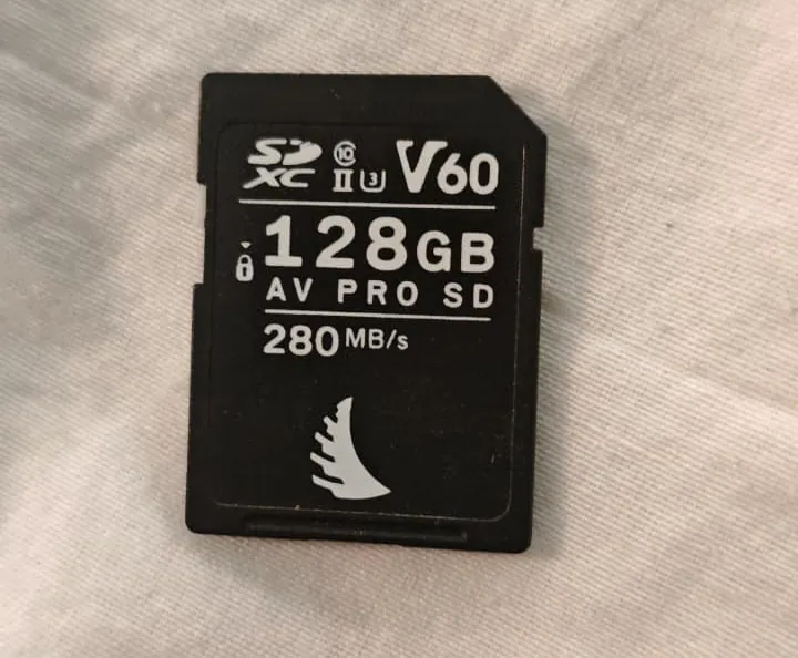Карта памяти SD Angelbird 128GB 1