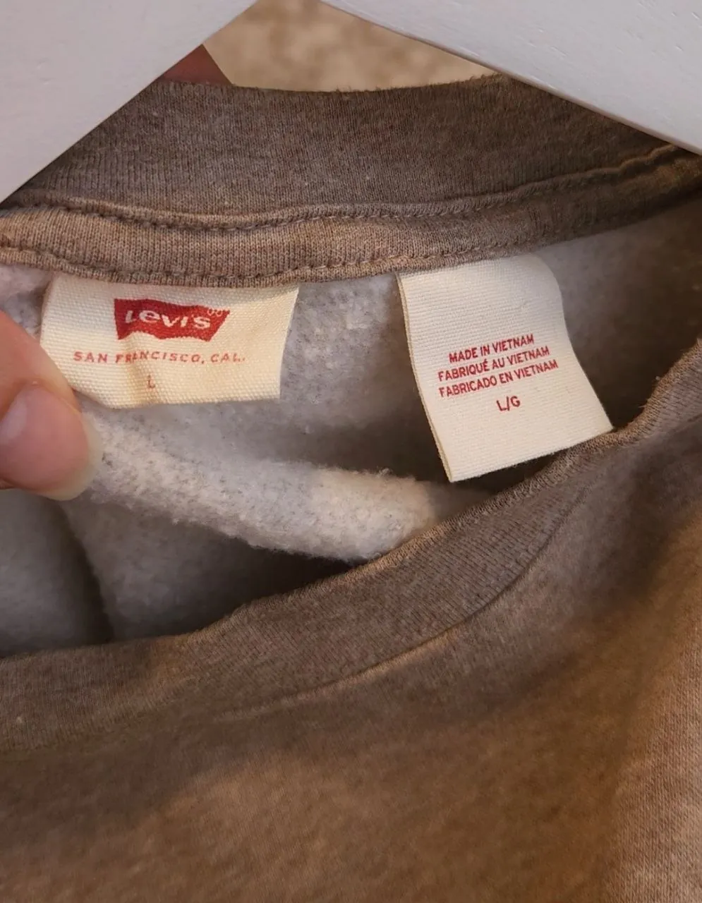 Свитшот Levi's бежево-серый размер L 4