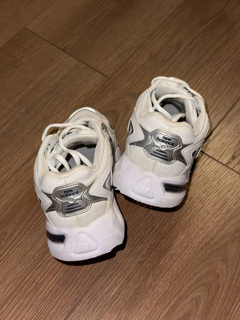 Кроссовки New Balance 725 размера 39.5 2