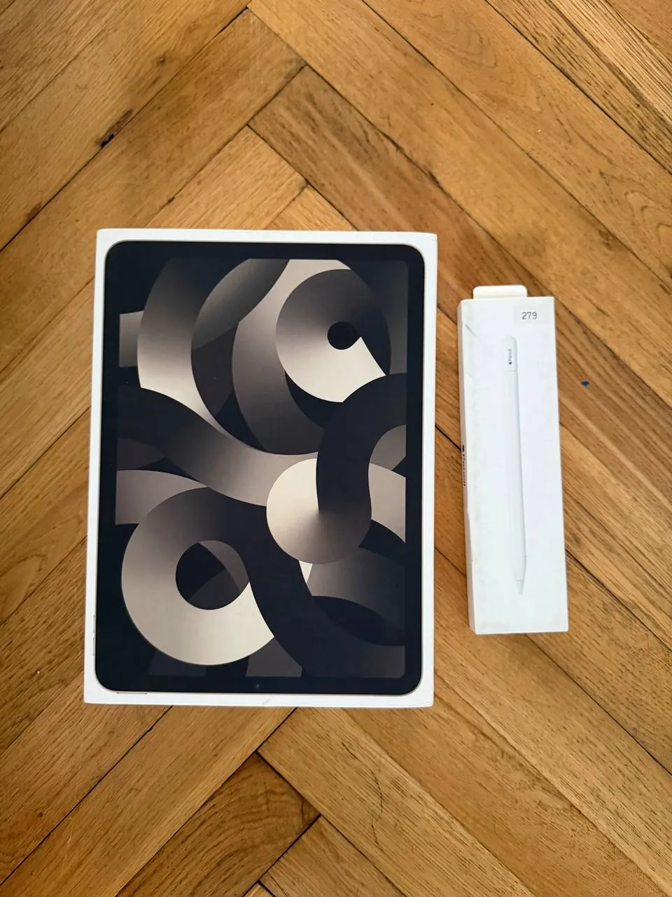 IPad Air 5 64GB Starlight с Apple Pencil 3
