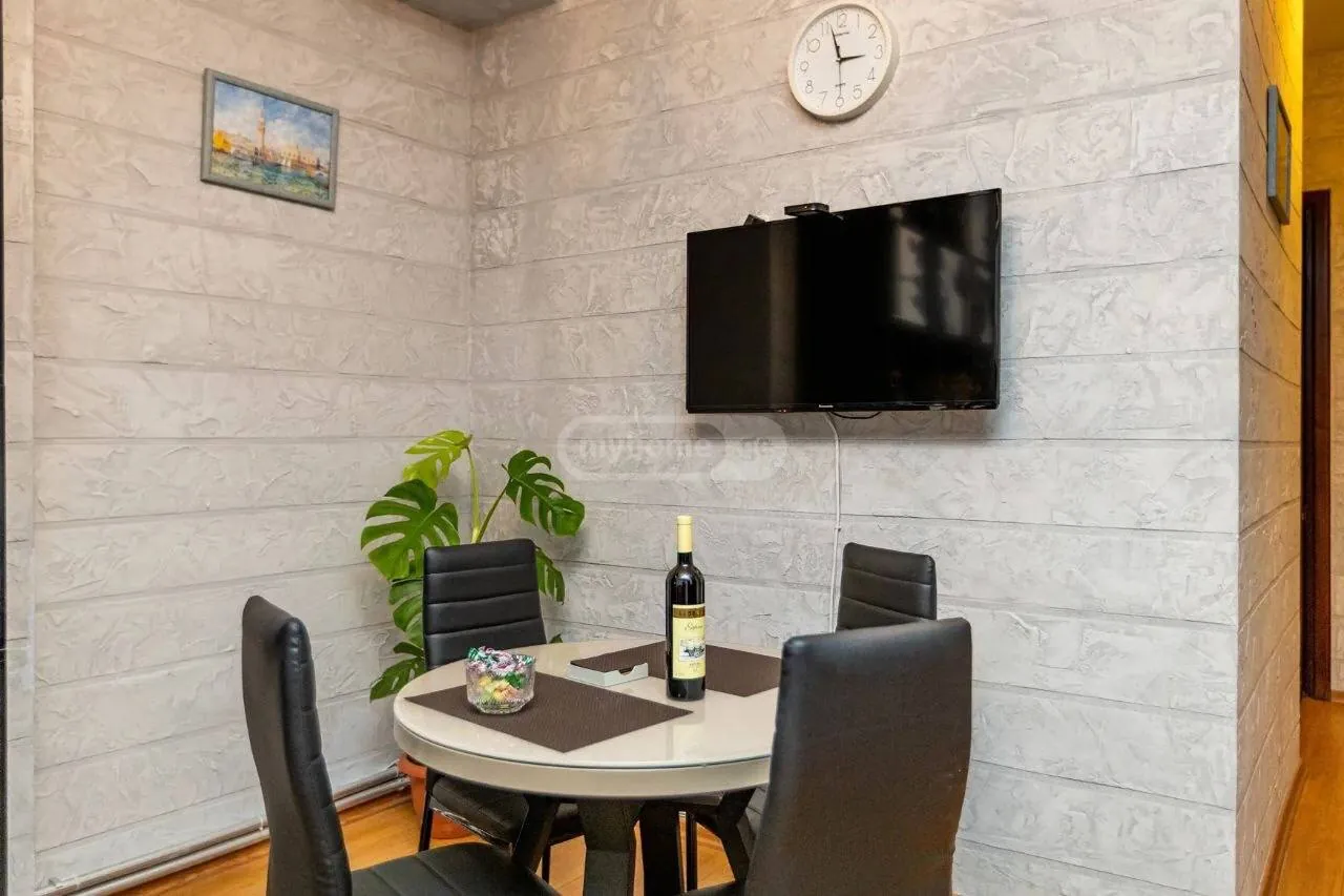 Квартира 80 м² с 3 комнатами в Вере 2