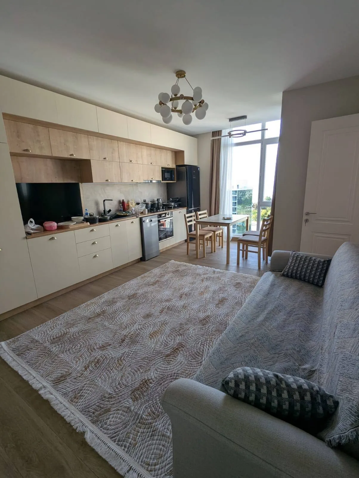 Квартира 60 м² с 3 комнатами на Нижарадзе 2