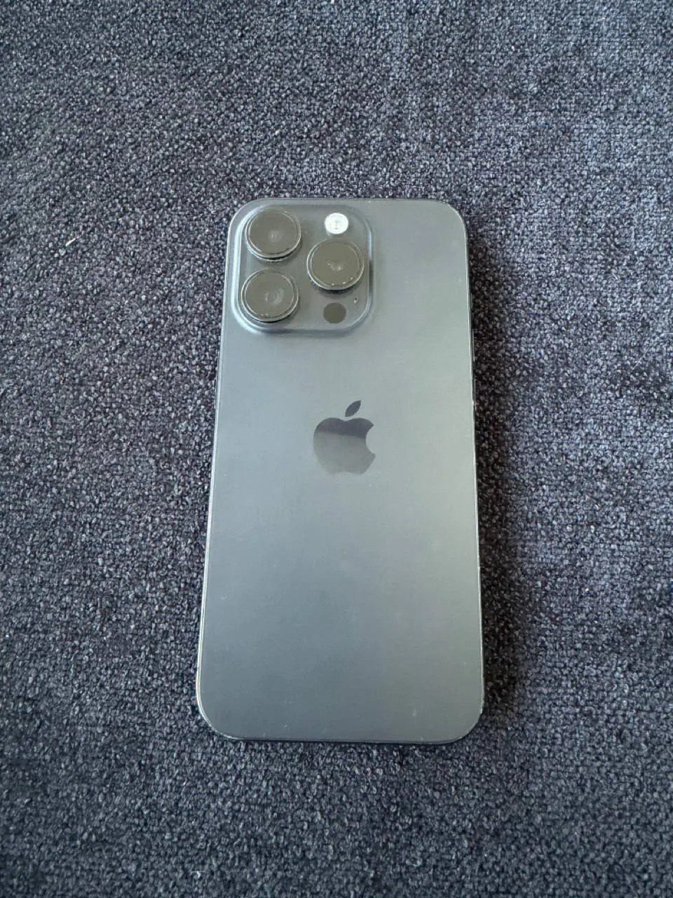 IPhone 15 Pro 256 ГБ 1
