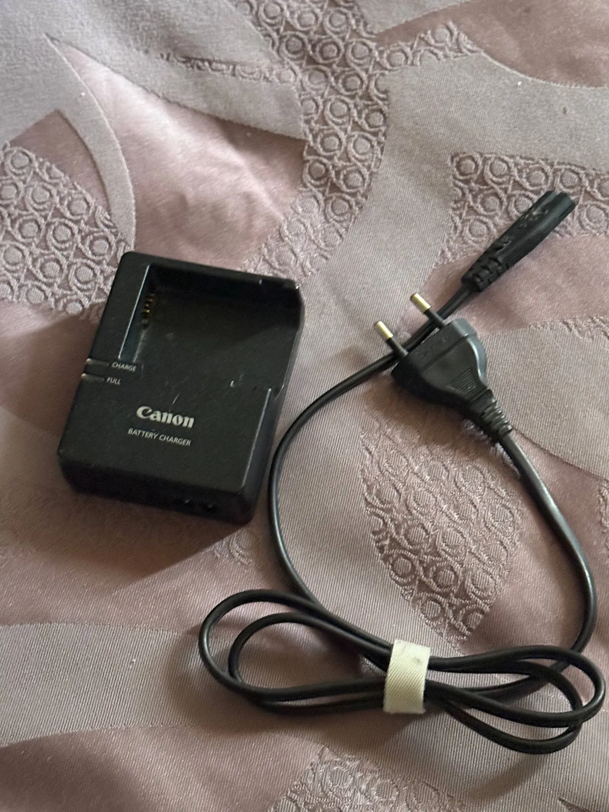 Зеркальный фотоаппарат Canon 650D с объективом 6