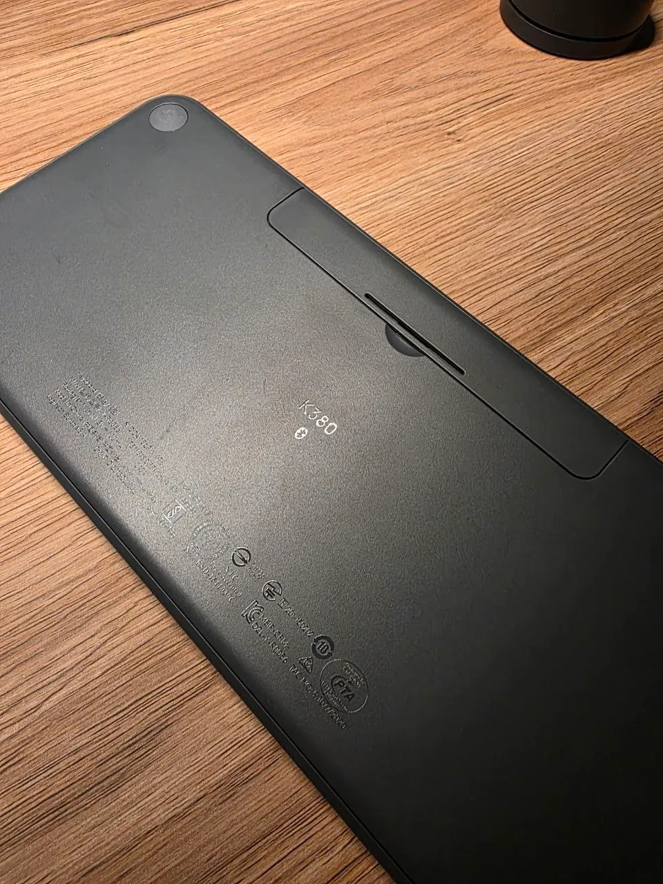 Клавиатура Logitech K380 в идеальном состоянии 2