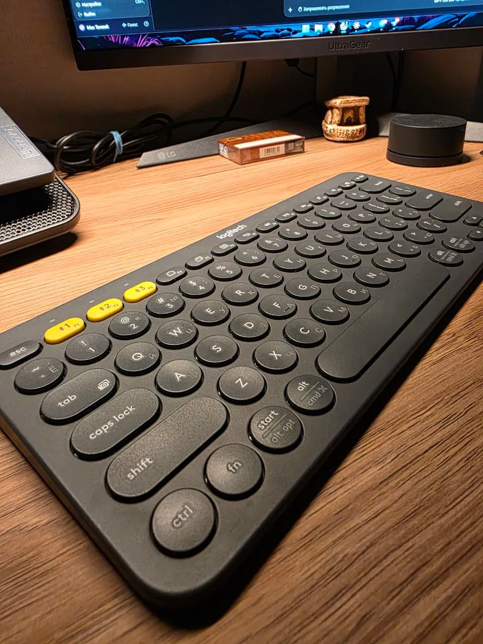 Клавиатура Logitech K380 в идеальном состоянии 1