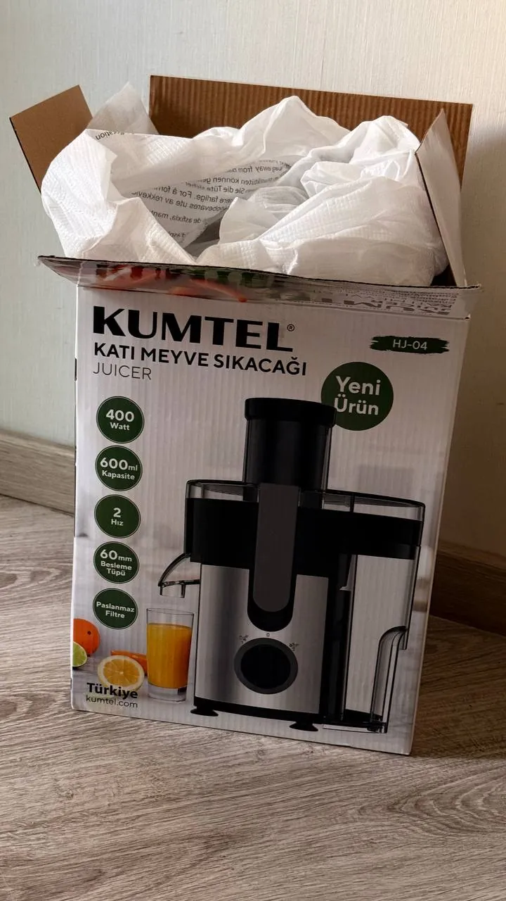 Соковыжималка KUMTEL в отличном состоянии 1