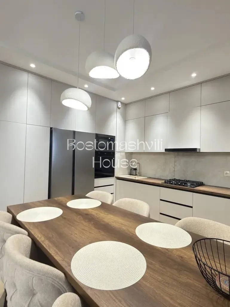 Квартира 120 м² с паркингом в Сабуртало 4