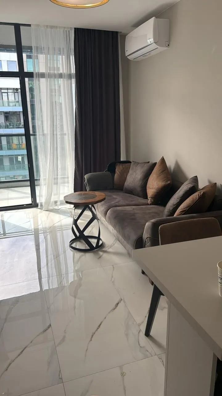 Квартира 60 м² с 2 спальнями в Батуми 1