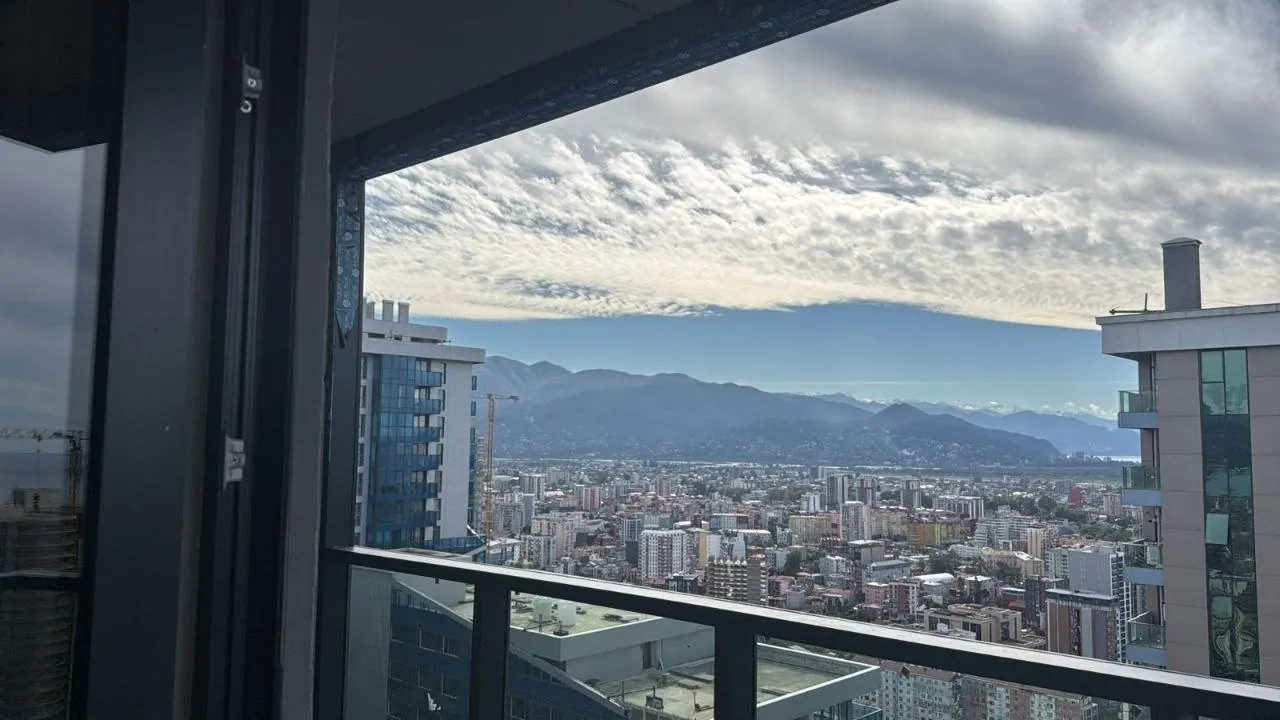 Квартира 60 м² с 2 спальнями в Батуми 9