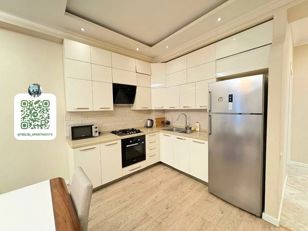 Квартира 105 м² с 3 спальнями в Сабуртало 5