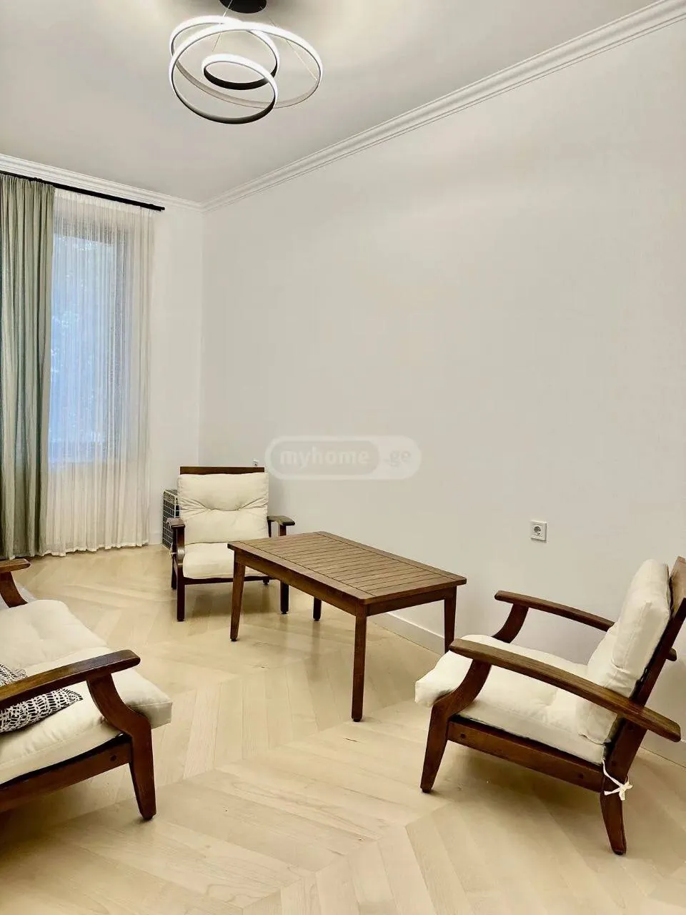 Квартира 140 м² с 3 спальнями в Ваке 5