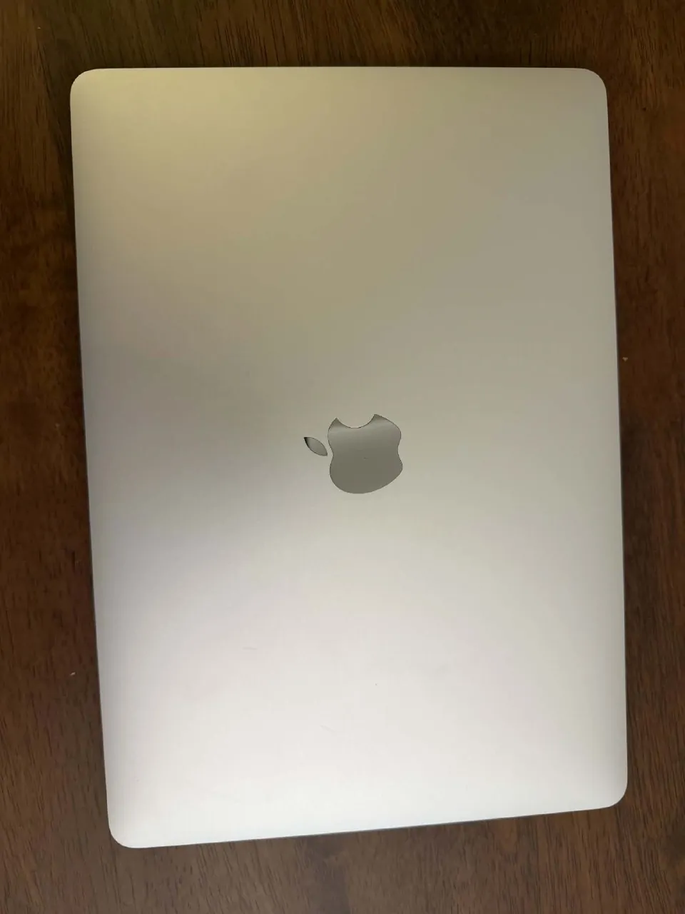 MacBook Air M1 2020 8/256 ГБ 4